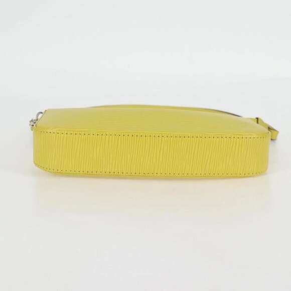 LOUIS VUITTON Epi Pochette Accessoires Pouch Pistachian M40975 LV Auth 136232V - Picture 7 of 16